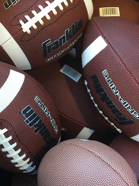 展现出了惊 展现出了惊